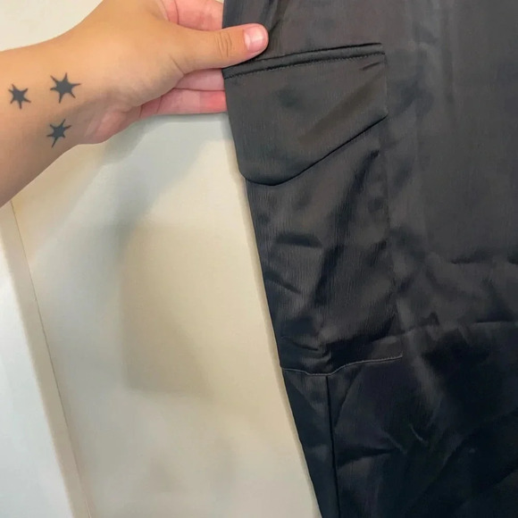 Blāshe Black Satin Jogger Style Pants - Picture 3 of 9